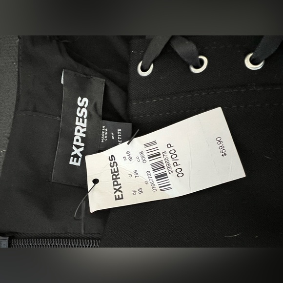 NEW NEVER WORN! - Picture 3 of 9